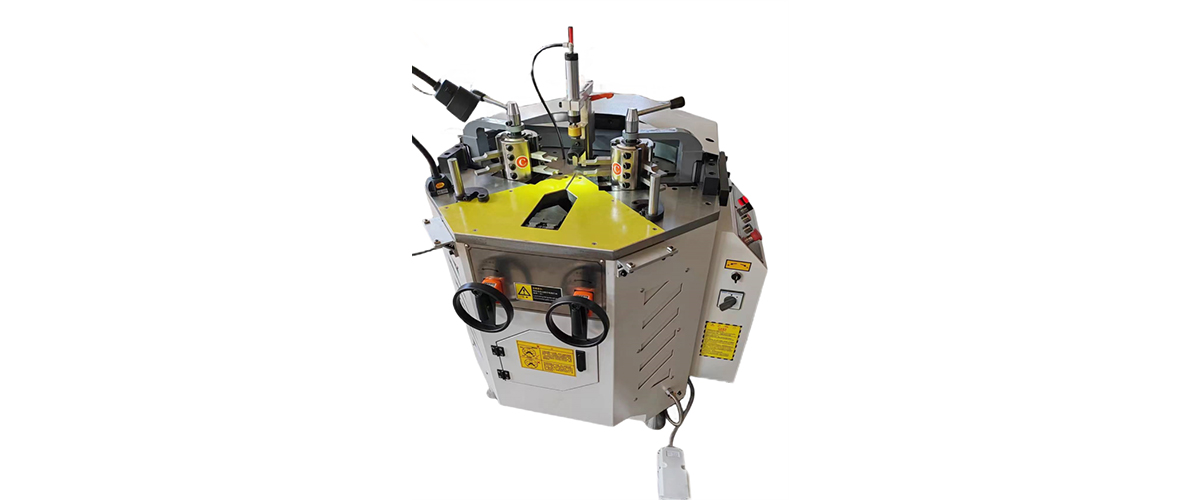 Aluminum profile knife magazine type corner assembly machine LZJA-120A